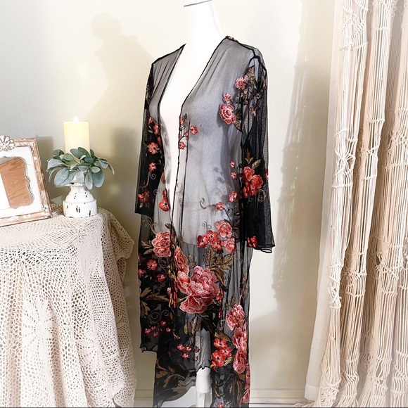 Band of Gypsies Sunset Sheer Embroidered Kimono In Black/ Rose - Picture 8 of 16